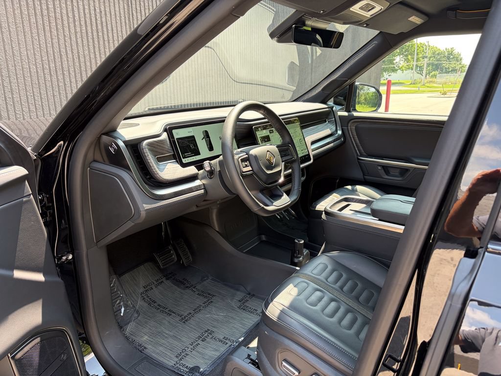 Used 2026 Rivian R1S Adventure AWD/4WD image 10