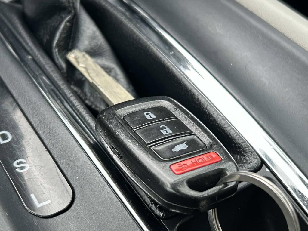 Used 2018 Honda HR-V LX image 31