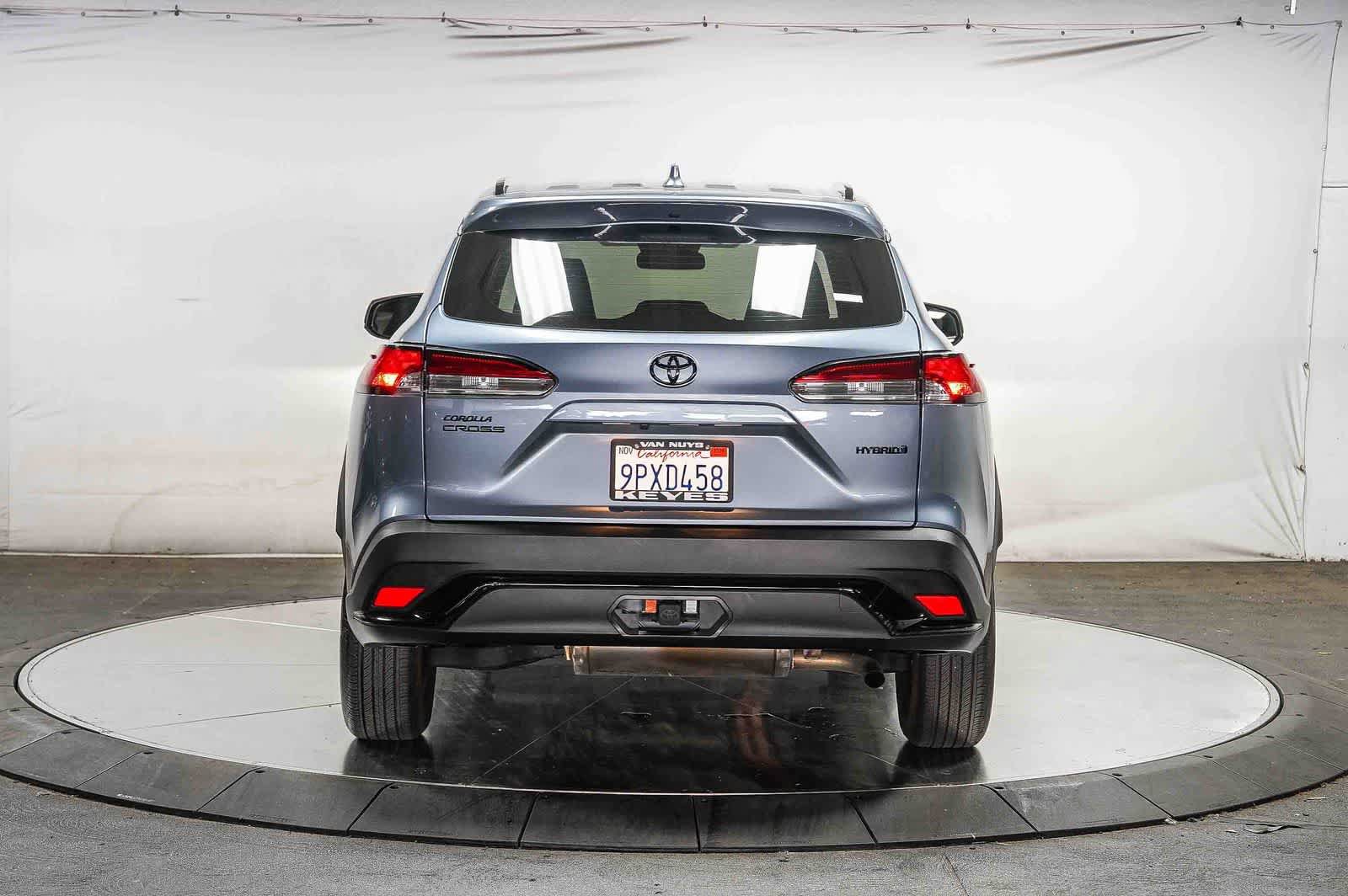 Certified 2024 Toyota Corolla Cross AWD Hybrid image 4