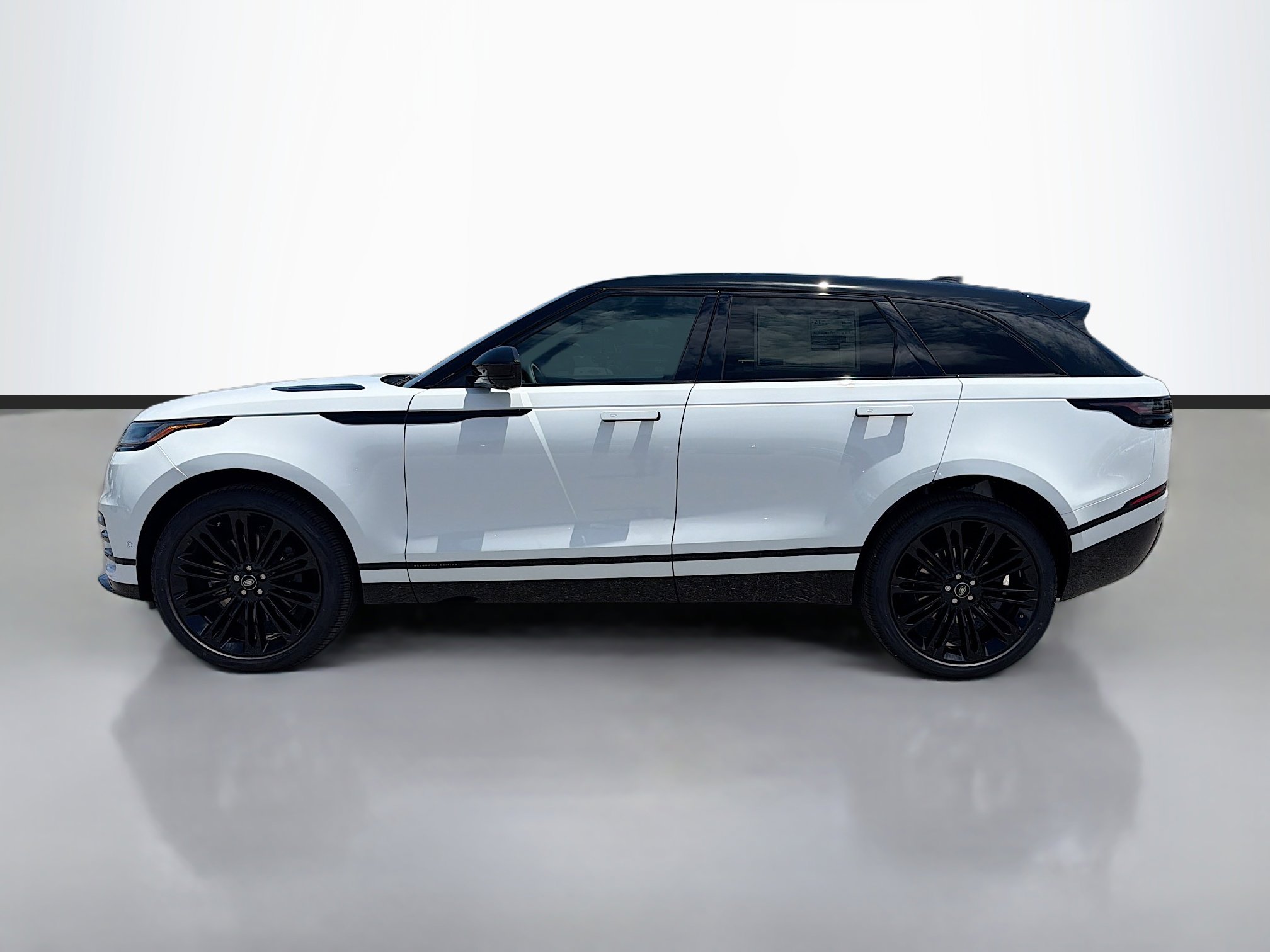 New 2026 Land Rover Range Rover Velar Belgravia AWD/4WD image 2