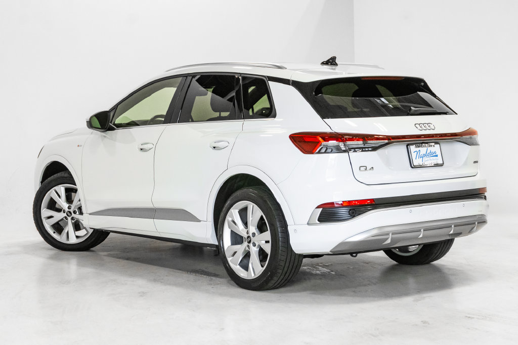 Used 2023 Audi Q4 e-tron Premium Plus w/ Premium Plus AWD/4WD image 28