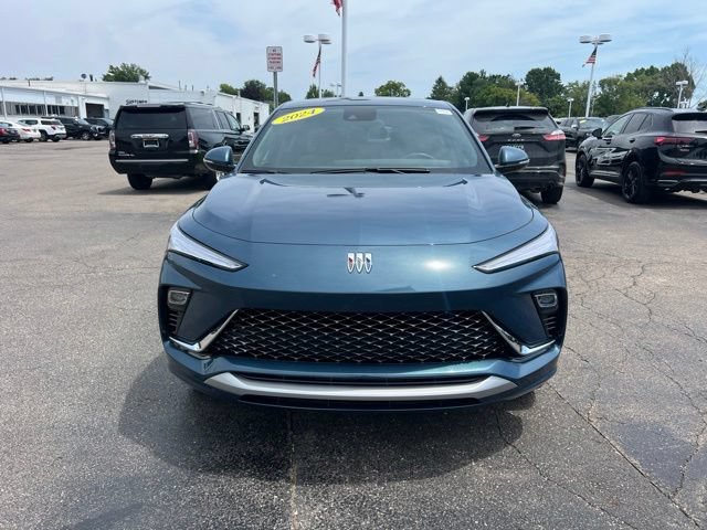Used 2024 Buick Envista Avenir FWD image 2