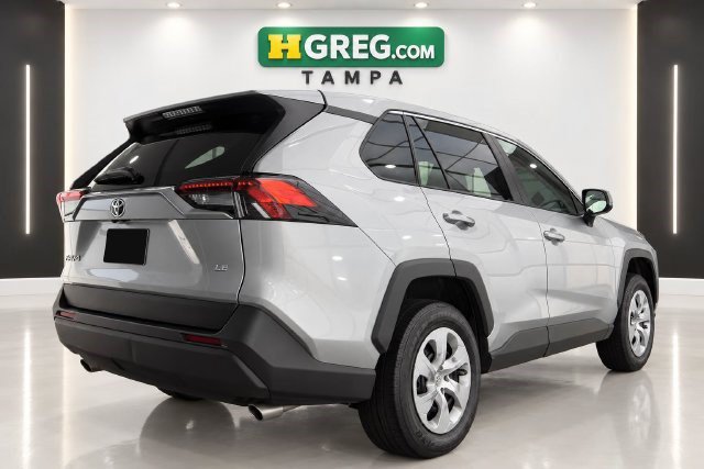 Used 2024 Toyota RAV4 LE FWD image 6
