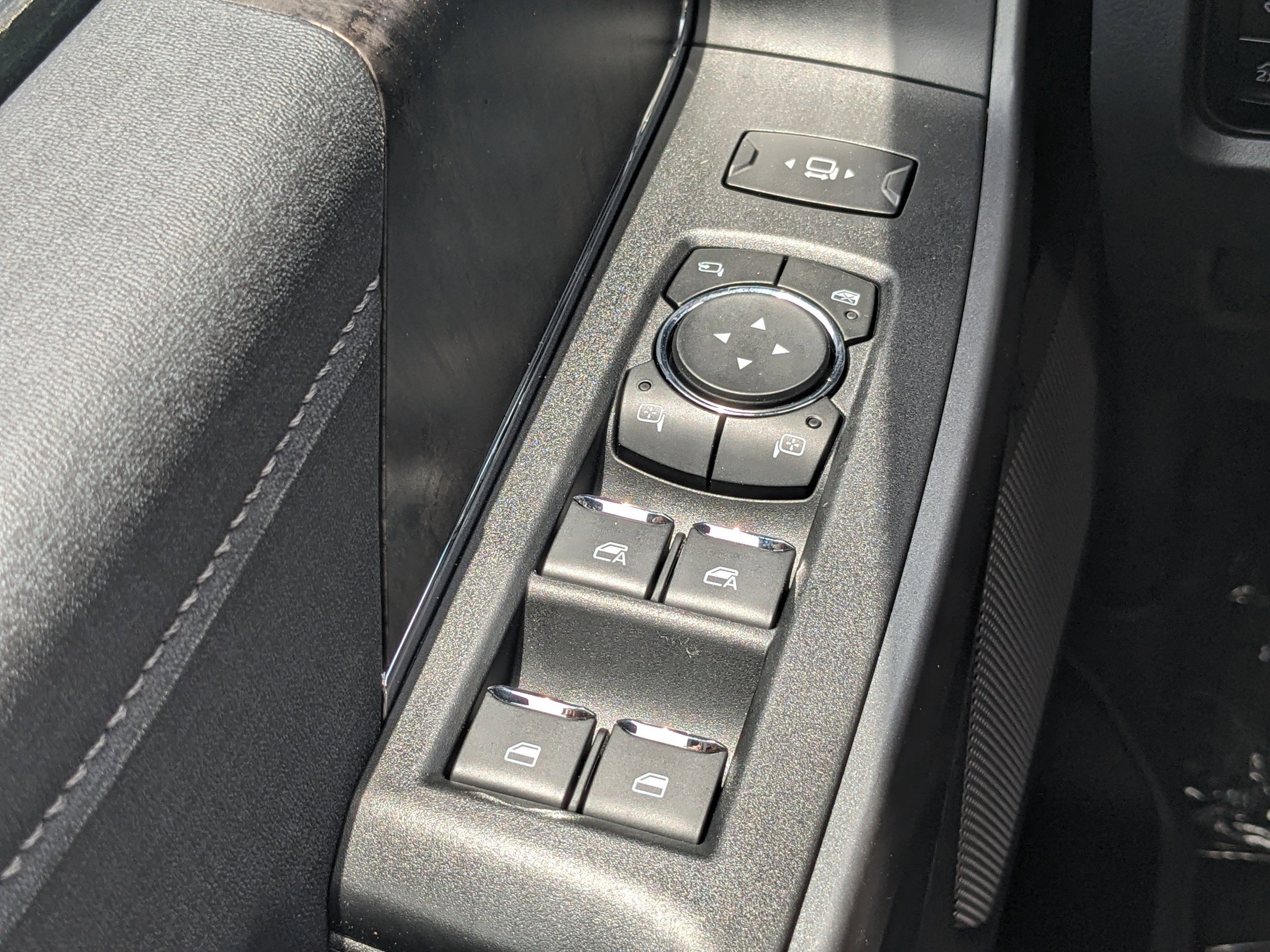 New 2025 Ford F350 Lariat w/ Lariat Ultimate Package image 21