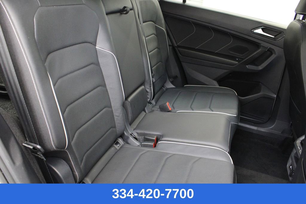 Used 2022 Volkswagen Tiguan SEL R-Line image 21