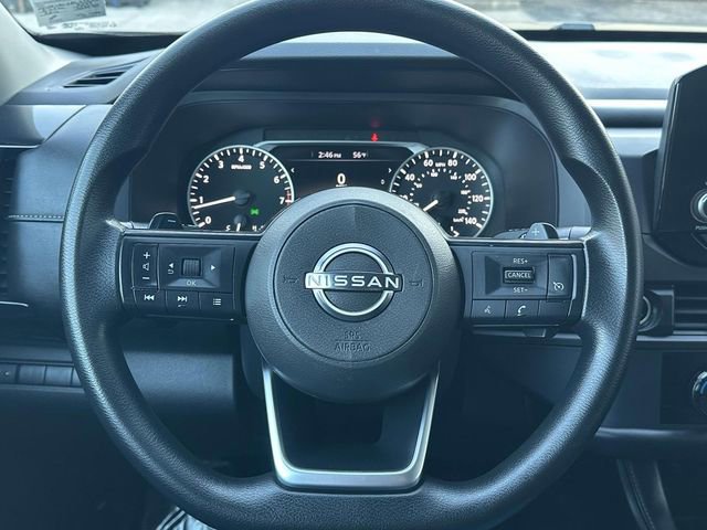 Used 2024 Nissan Pathfinder S image 23