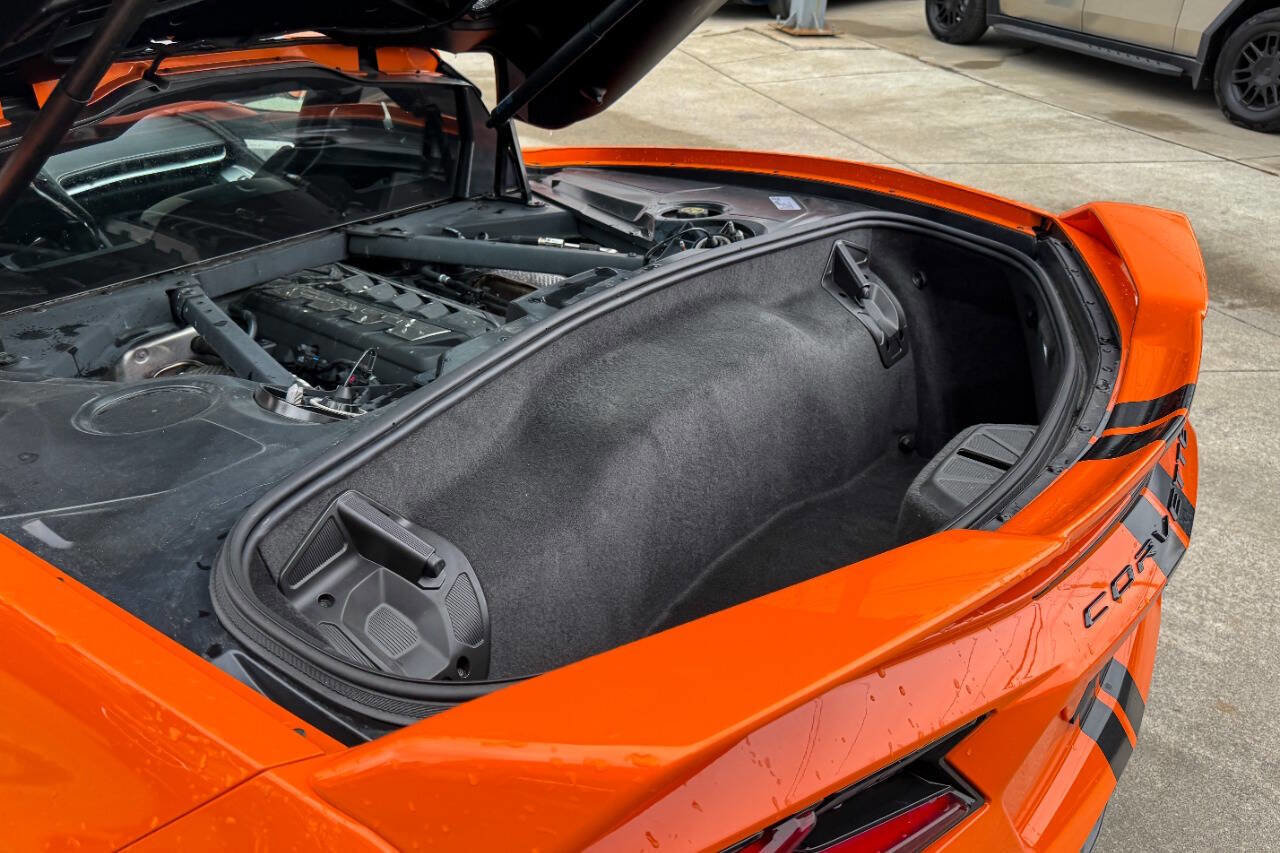 Used 2023 Chevrolet Corvette Stingray Preferred Cpe w/ Z51 Performance Package RWD image 20