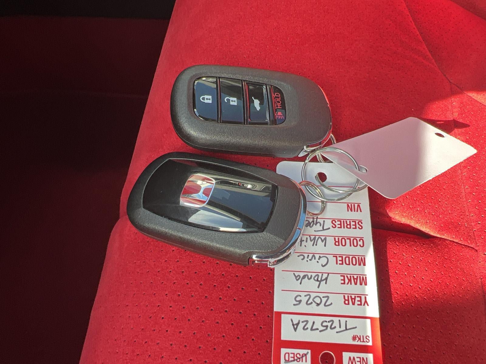 Used 2025 Honda Civic Type R image 14