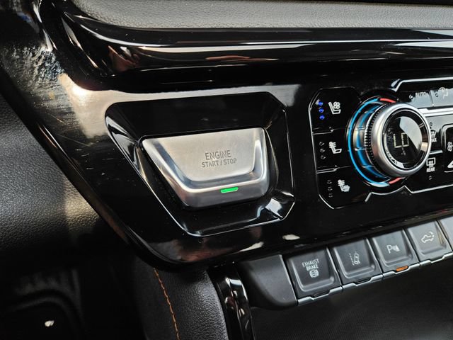 New 2026 GMC Sierra 2500 AT4 w/ Max Trailering Package AWD/4WD image 30