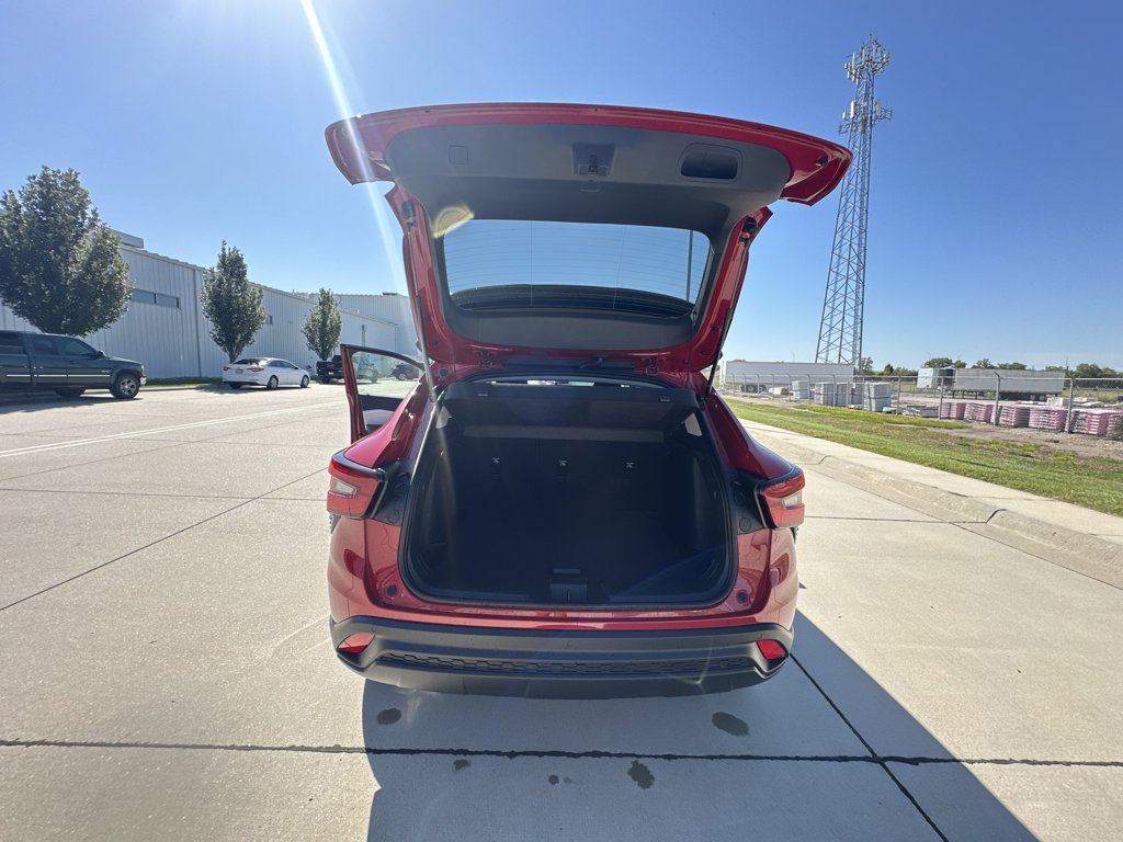 New 2026 Chevrolet Trax LT w/ Driver Confidence Package FWD image 25