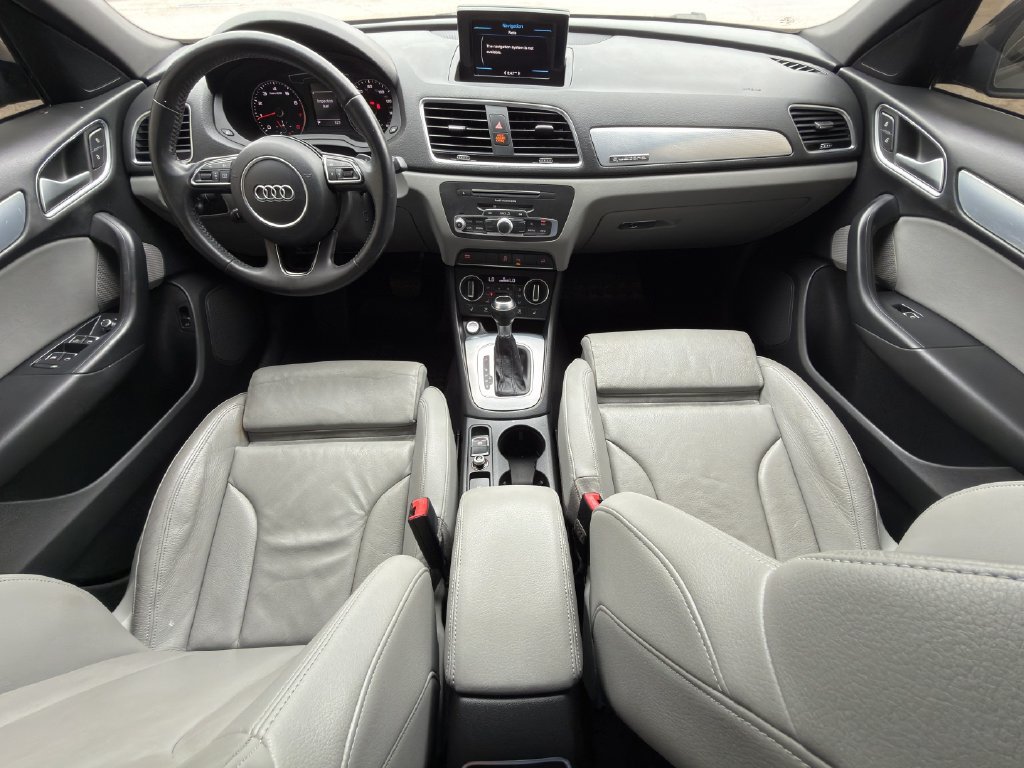 Used 2018 Audi Q3 2.0T Premium w/ Convenience Package AWD/4WD image 10