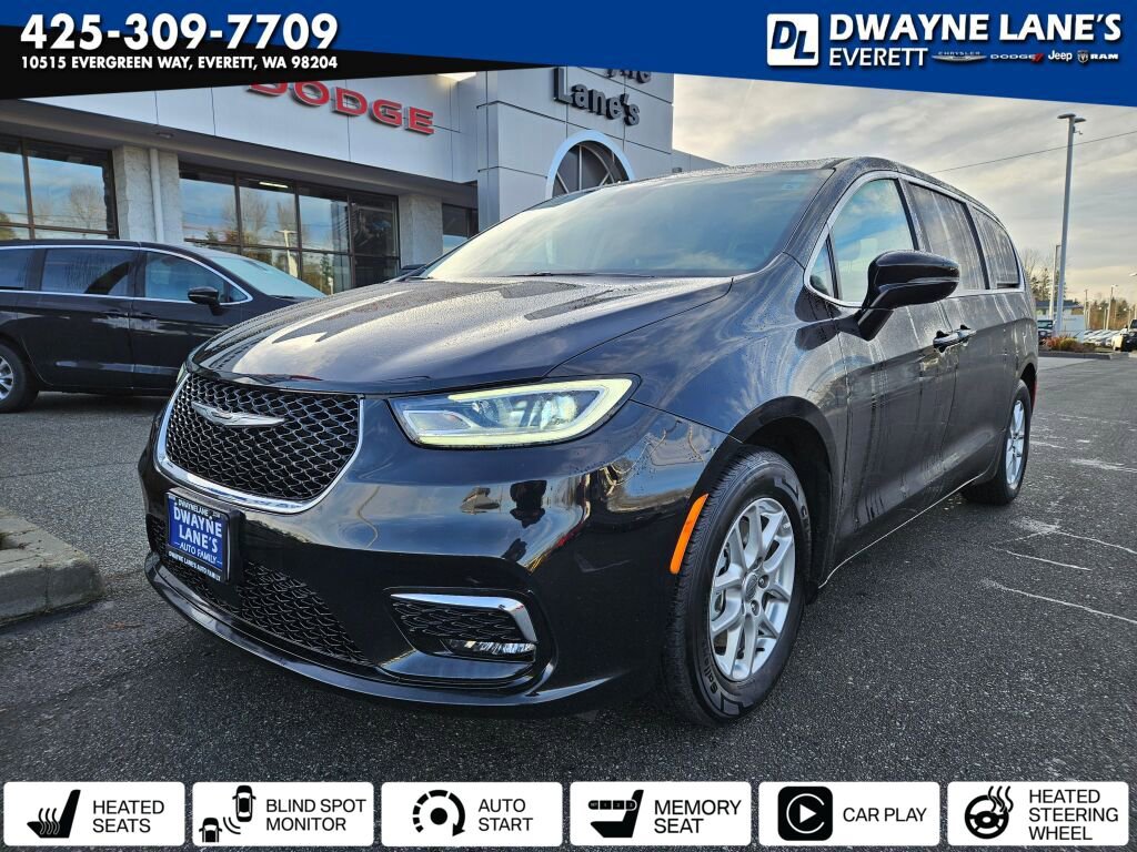 Used 2024 Chrysler Pacifica Touring-L
