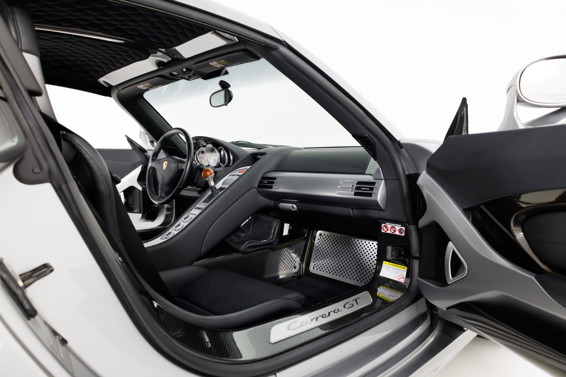 Used 2004 Porsche Carrera GT RWD image 34