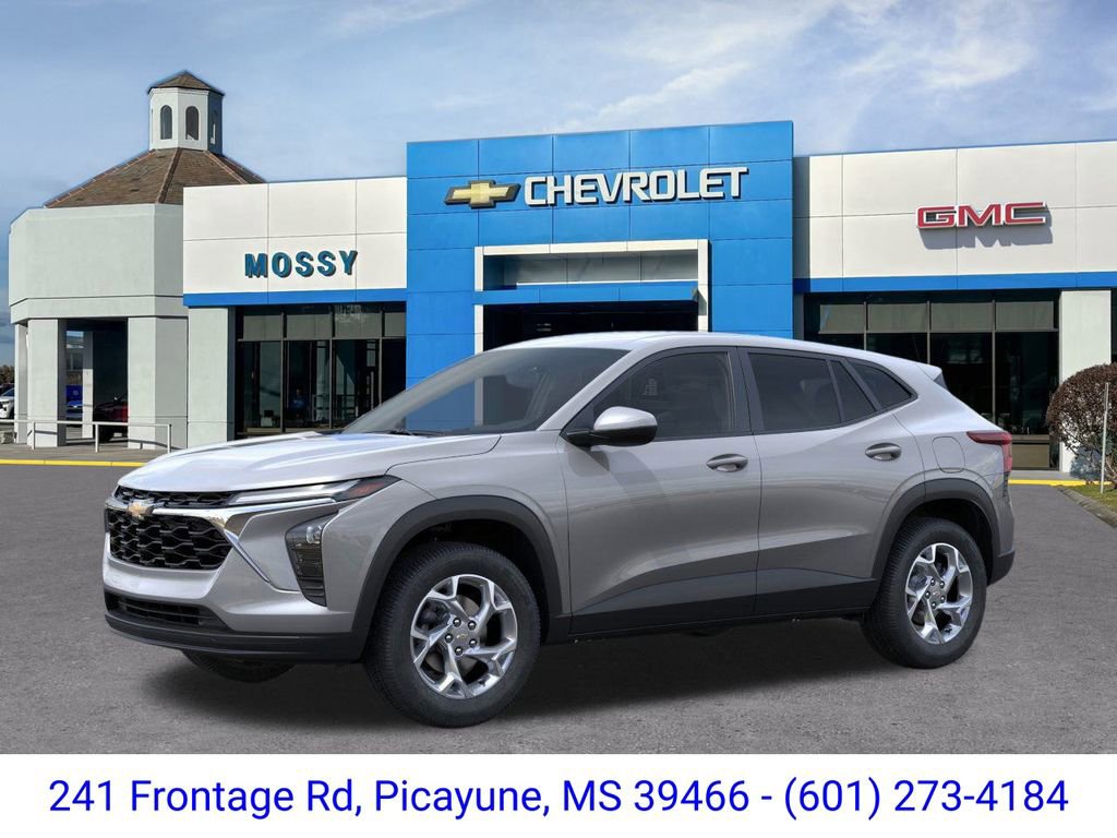 New 2026 Chevrolet Trax LS image 2