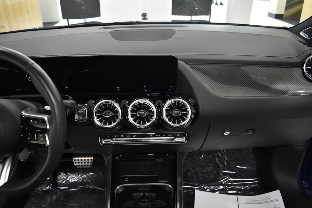 Certified 2024 Mercedes-Benz GLA 35 AMG 4MATIC image 24