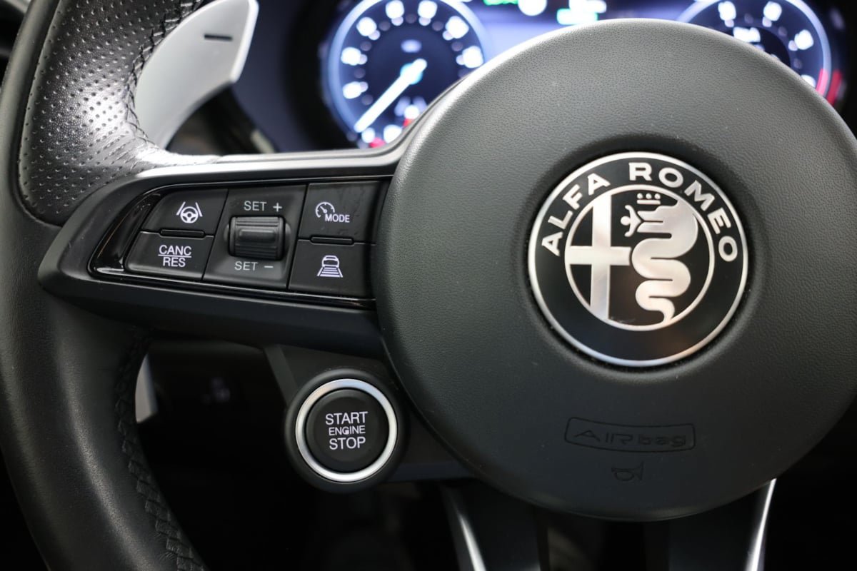 Used 2024 Alfa Romeo Tonale Veloce w/ Active Assist Package AWD/4WD image 28
