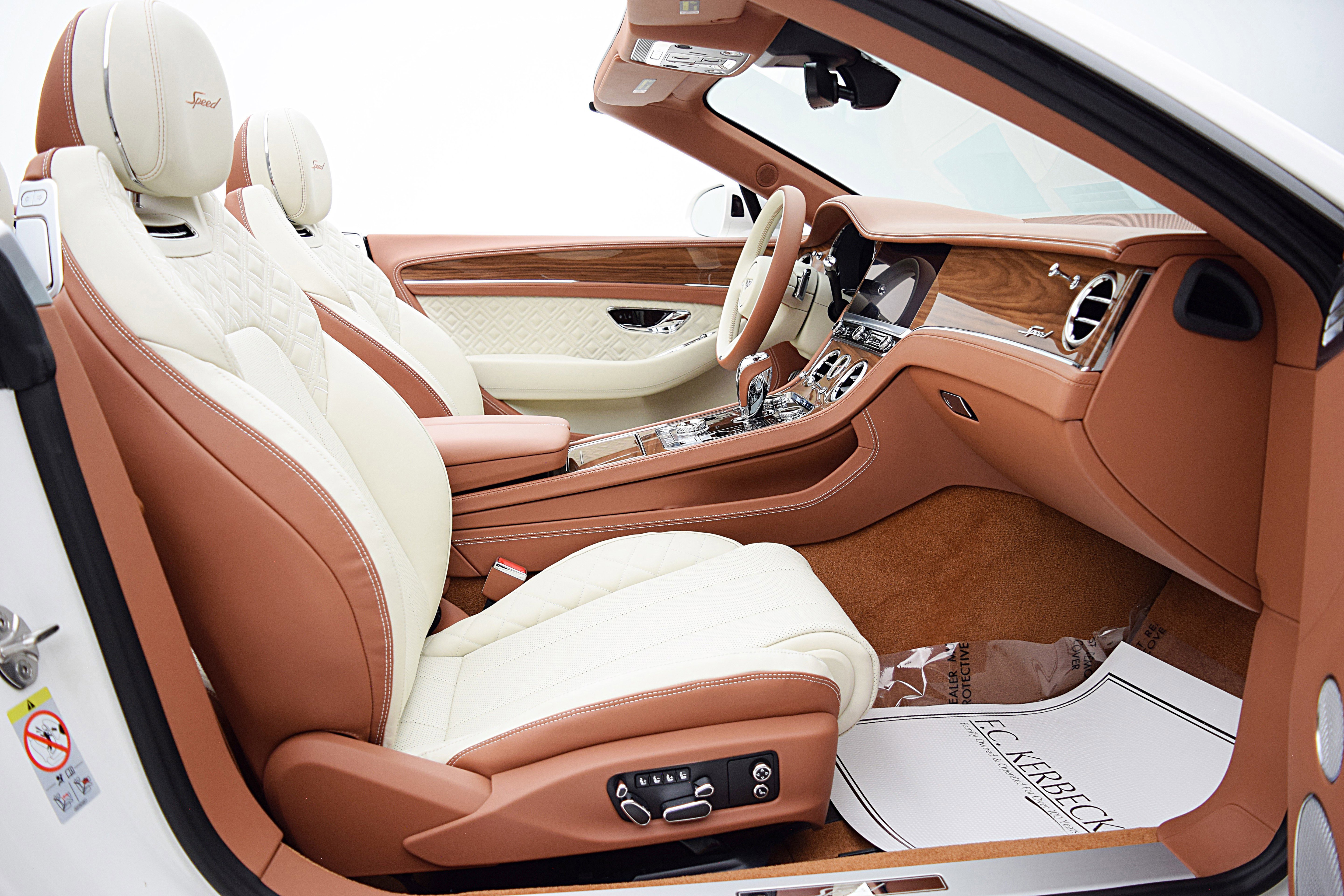 Used 2024 Bentley Continental GT Speed image 32