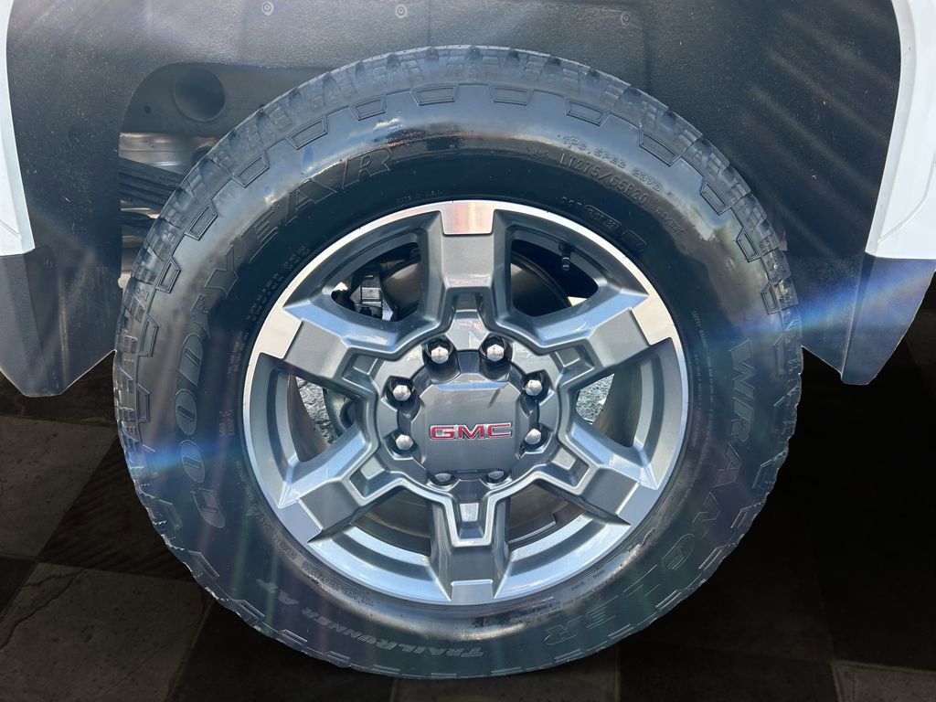 Certified 2025 GMC Sierra 2500 SLE w/ SLE Value Package; AWD/4WD image 11