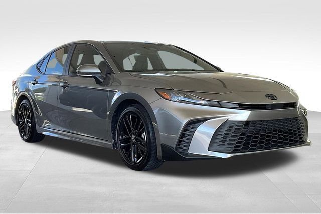 Used 2025 Toyota Camry SE