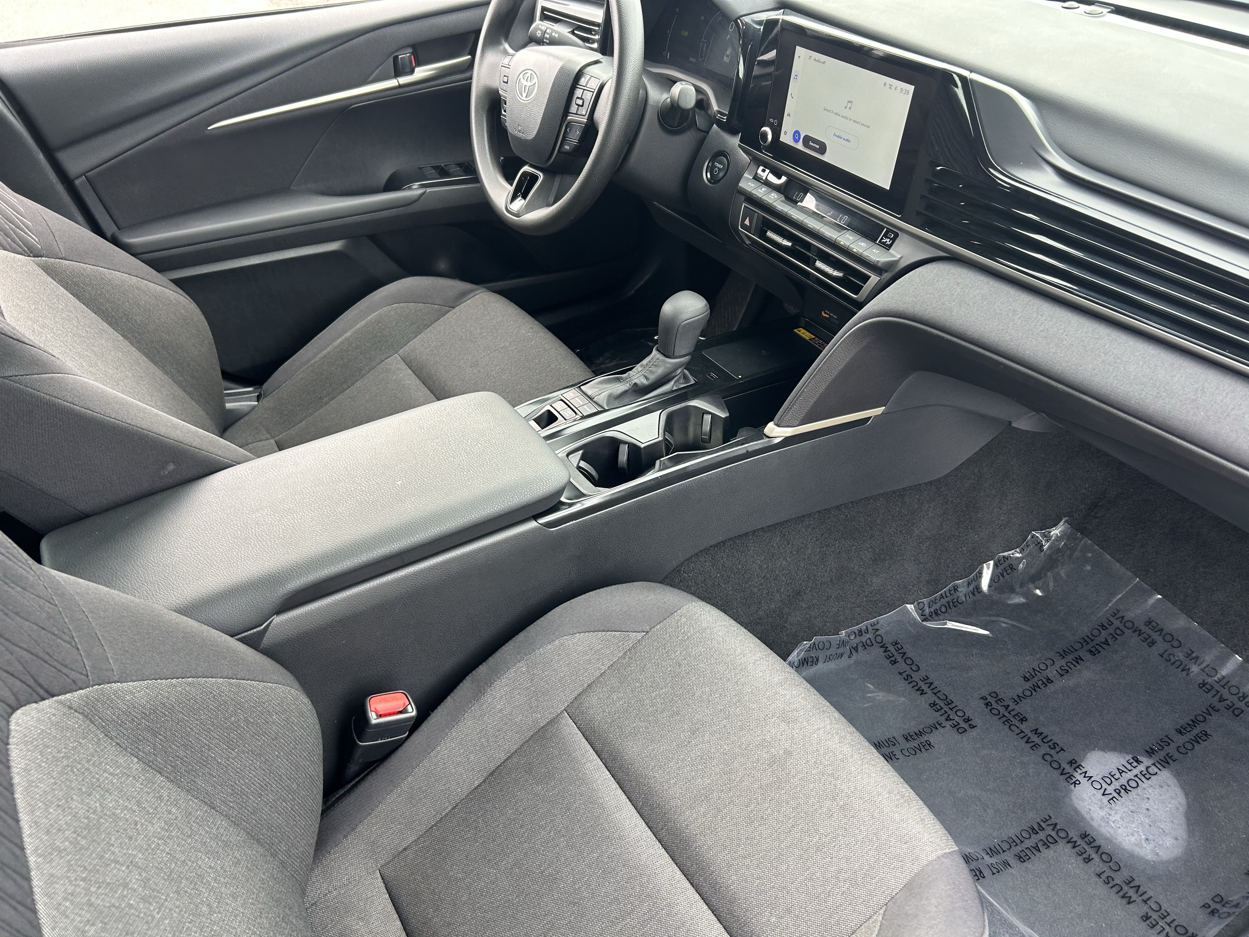 Used 2025 Toyota Camry LE FWD image 12