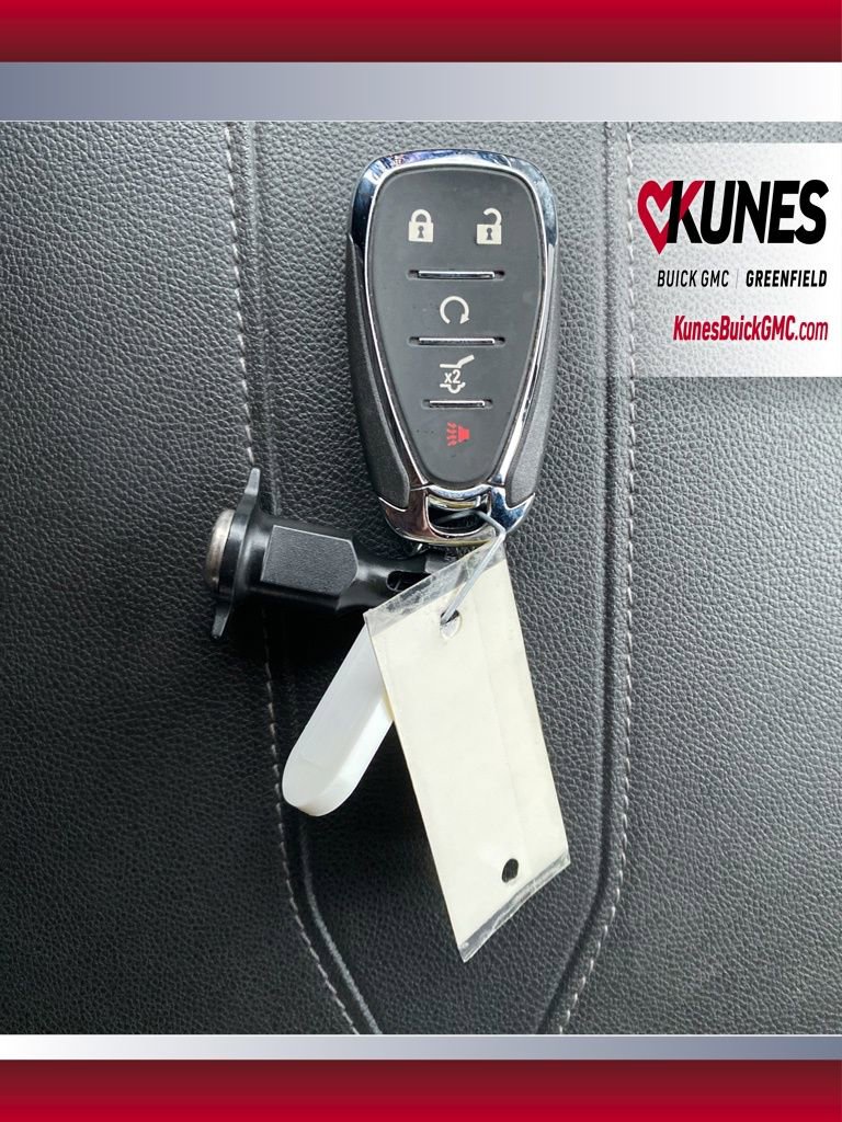 Used 2023 Chevrolet Traverse LT w/ LPO, Floor Liner Package image 18