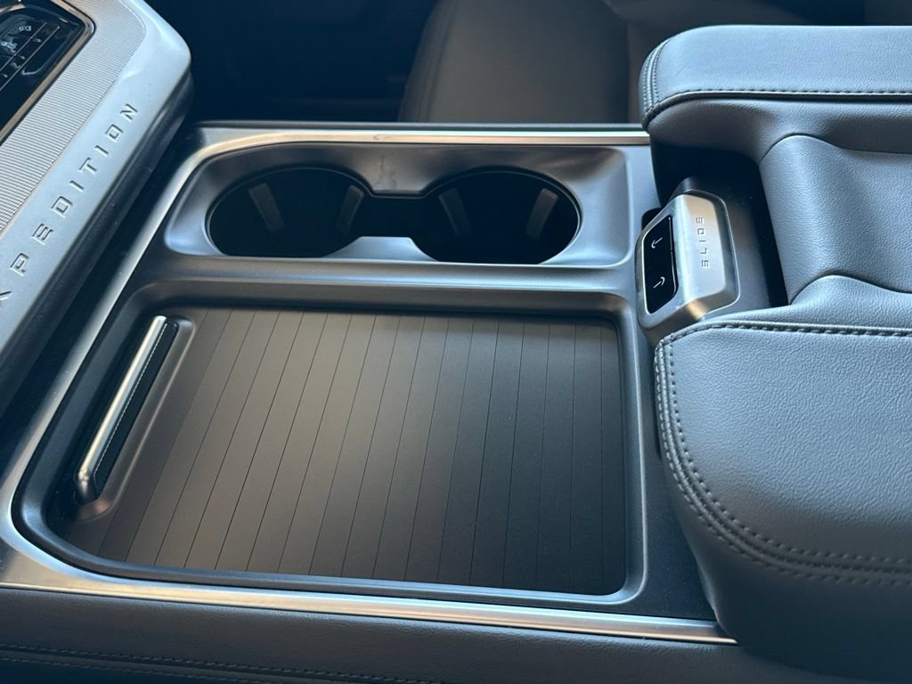 New 2026 Ford Expedition Active AWD/4WD image 17