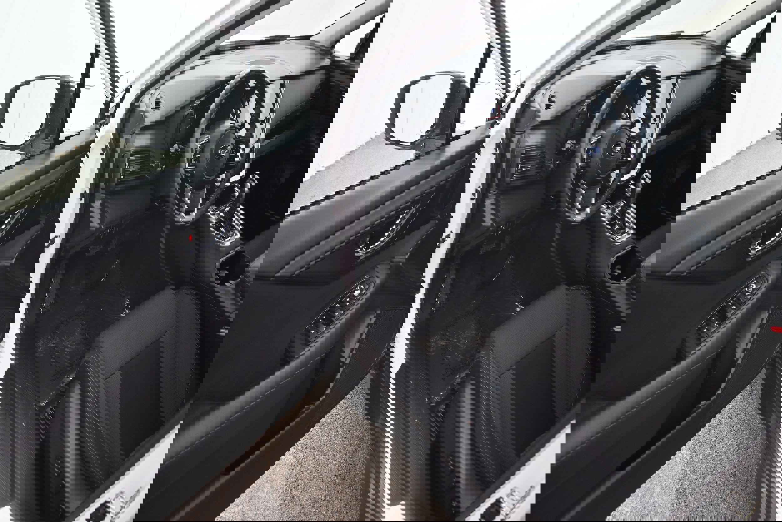 Used 2020 Subaru Outback Premium image 5