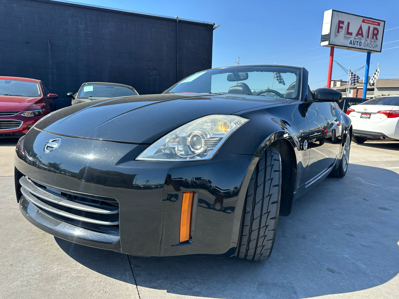 Used 2006 Nissan 350Z Touring image 10