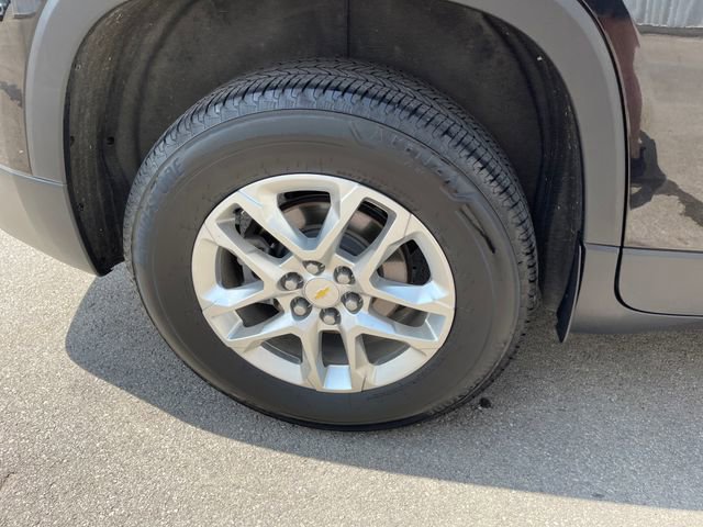 Used 2021 Chevrolet Traverse LS FWD image 42