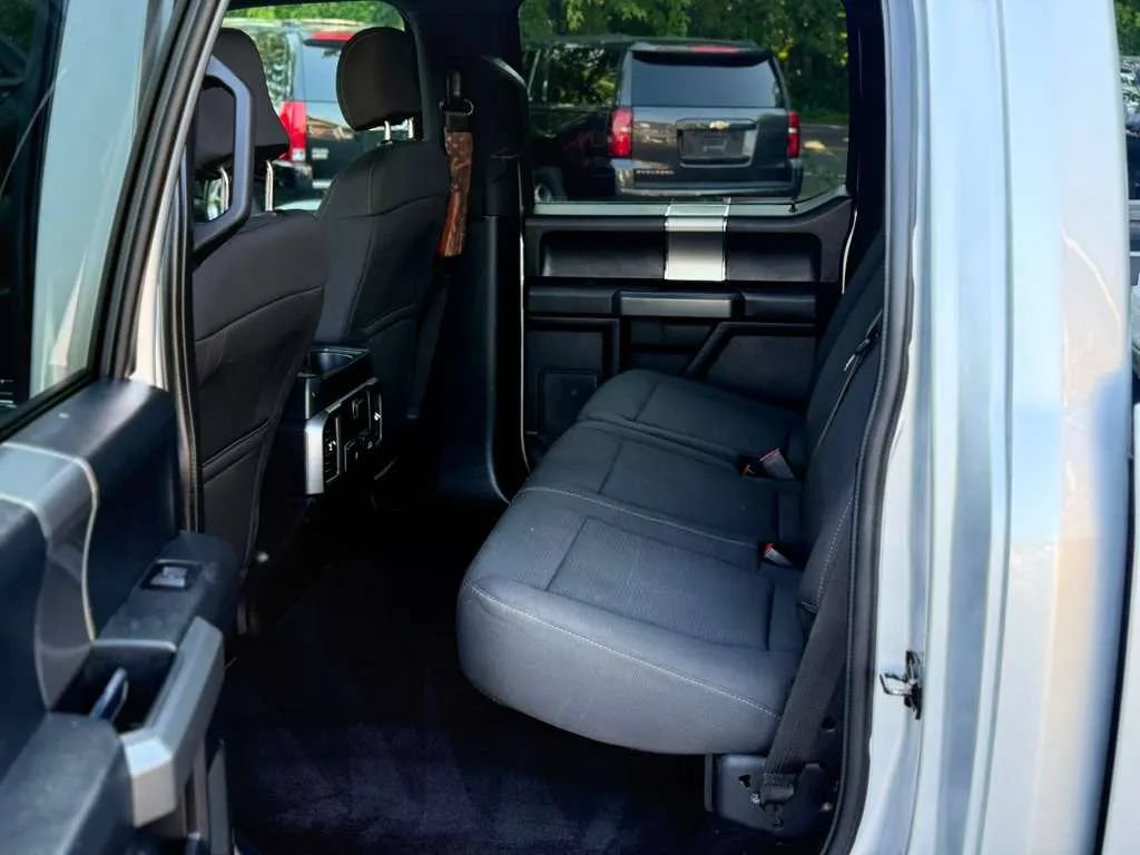 Used 2017 Ford F150 XLT w/ Equipment Group 302A Luxury AWD/4WD image 11