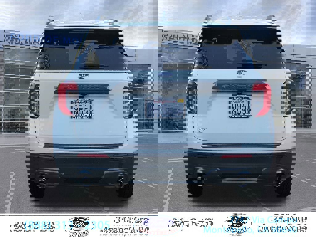 Used 2024 Ford Explorer XLT w/ Equipment Group 202A image 5