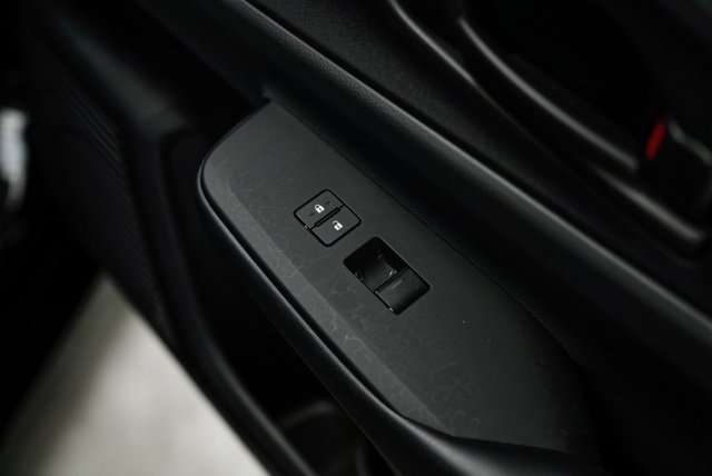 Used 2024 Toyota Prius LE image 31