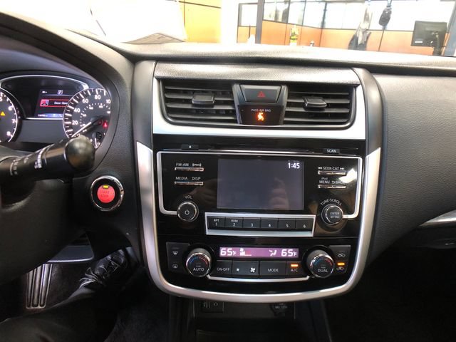 Used 2018 Nissan Altima 2.5 SL FWD image 15