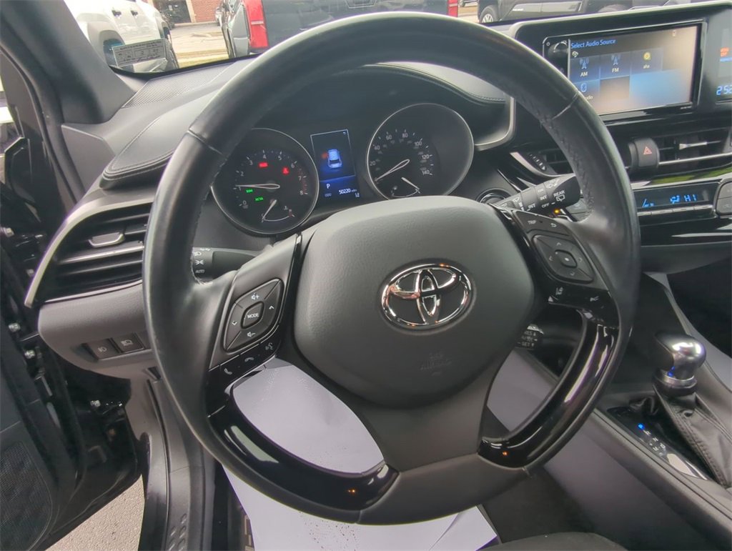Used 2018 Toyota C-HR XLE image 15