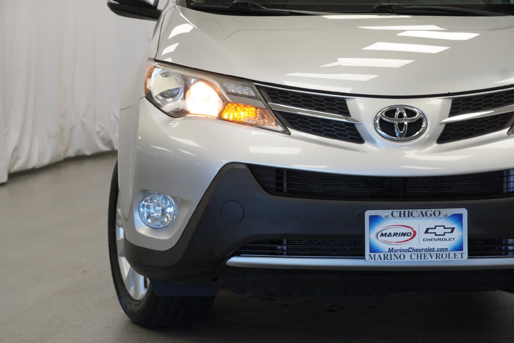 Used 2013 Toyota RAV4 Limited AWD/4WD image 10