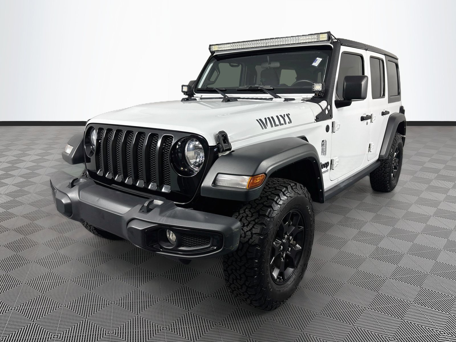 Used 2021 Jeep Wrangler Unlimited Sport AWD/4WD image 3