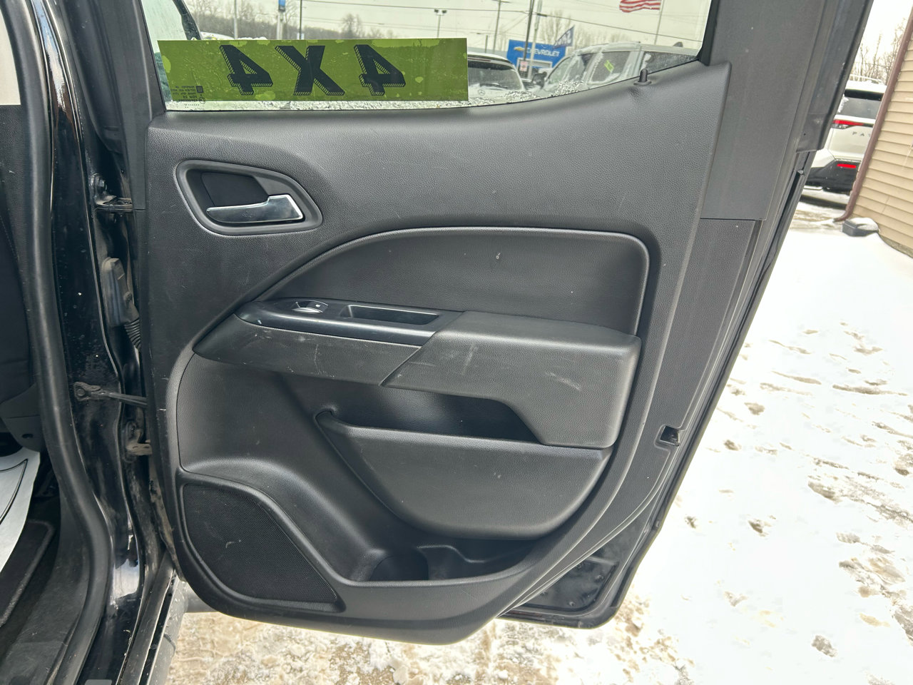 Used 2017 Chevrolet Colorado LT w/ Midnight Edition image 15