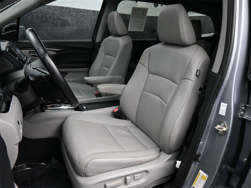 Used 2020 Honda Pilot Touring image 18