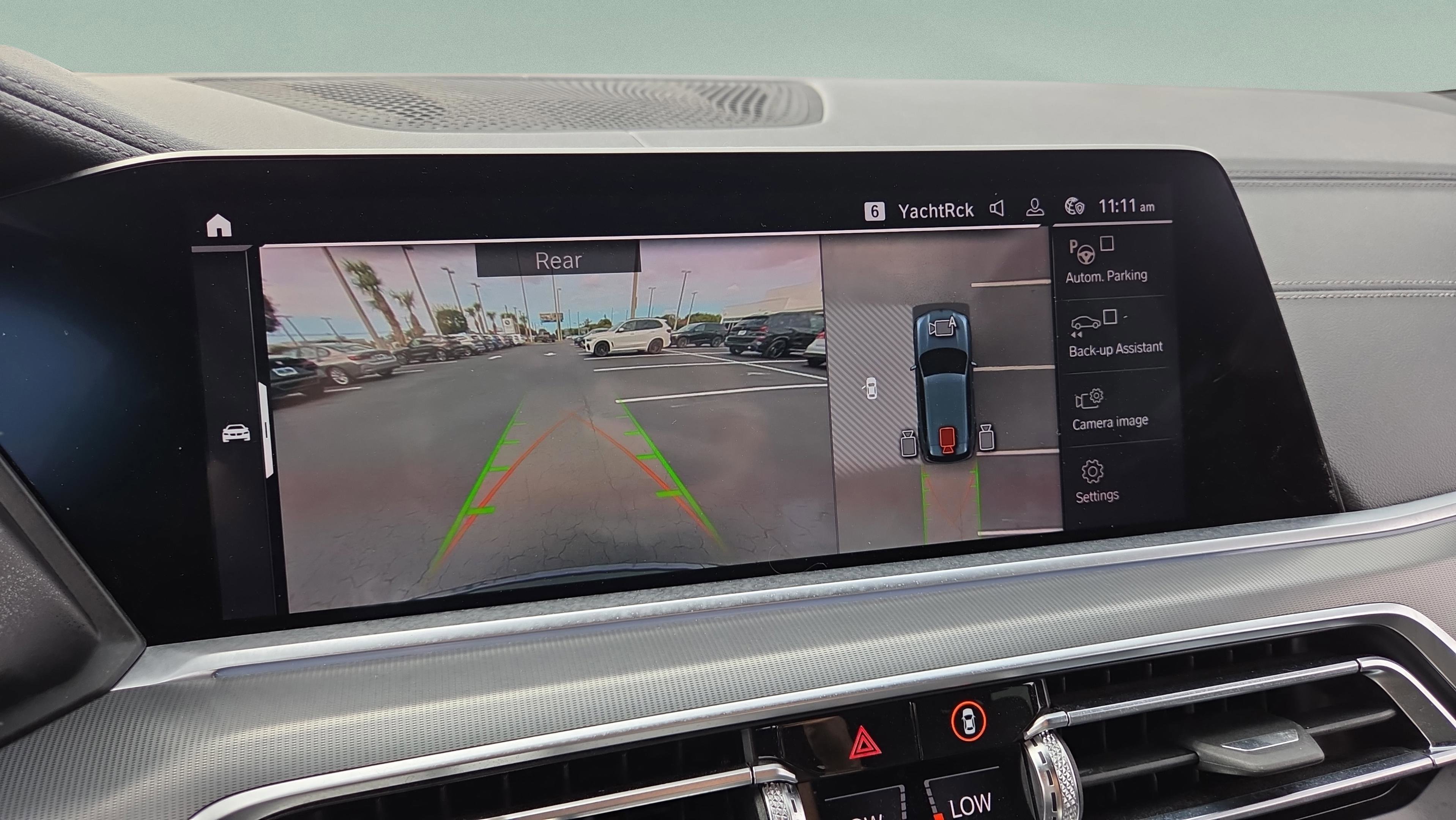 Used 2019 BMW X5 xDrive50i w/ Parking Assistance Package image 26