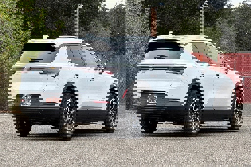 New 2026 Chevrolet Equinox EV LT image 4