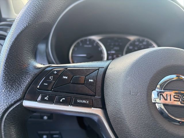 Used 2021 Nissan Kicks S image 33