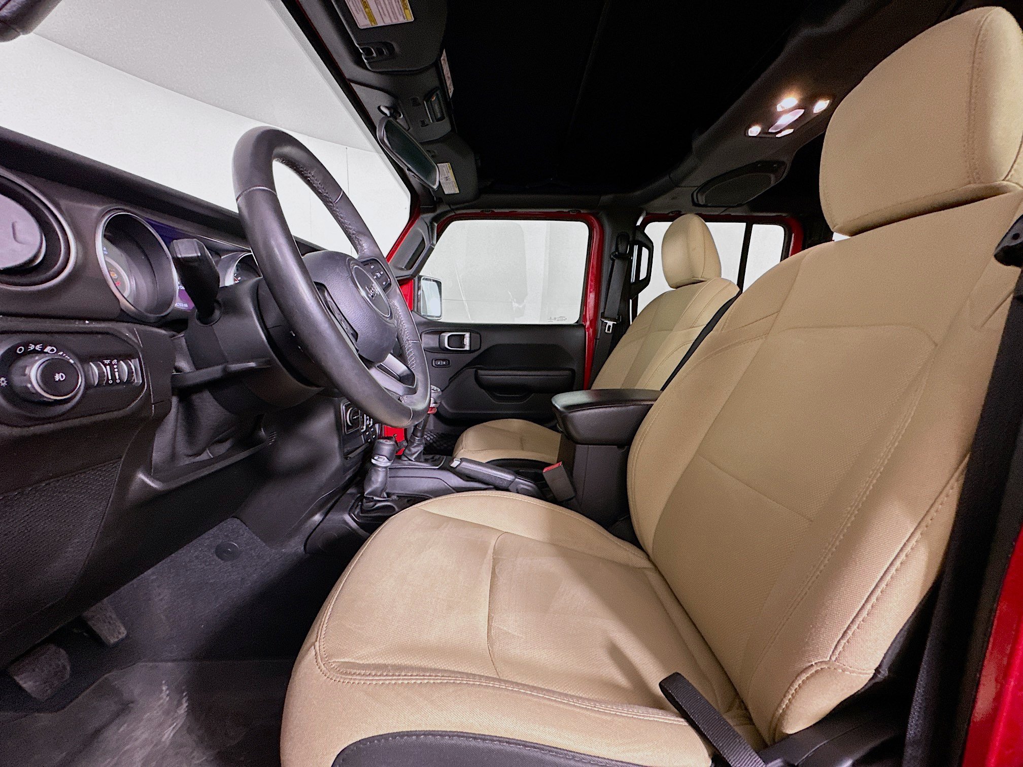 Used 2019 Jeep Wrangler Unlimited Sport S AWD/4WD image 13