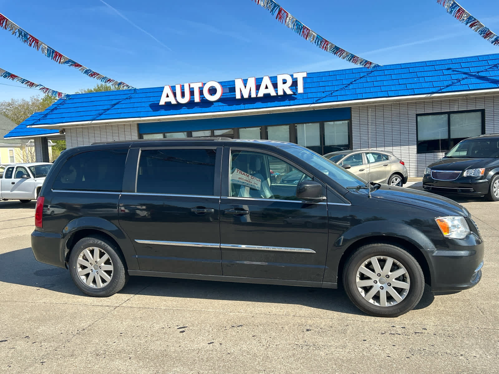 Used 2015 Chrysler Town & Country Touring