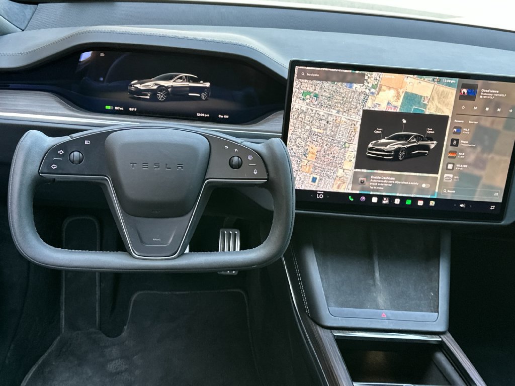 Used 2022 Tesla Model S AWD/4WD image 16