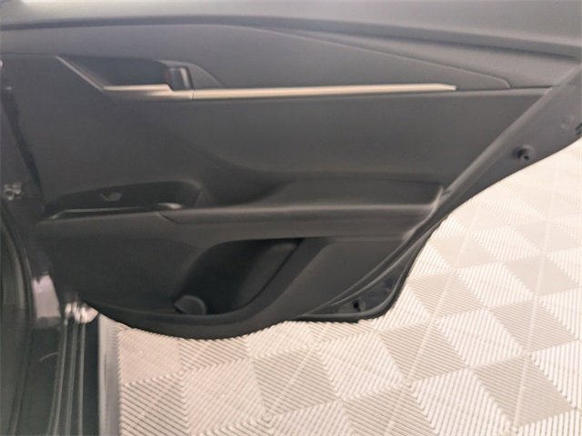 Used 2025 Toyota Camry SE image 30