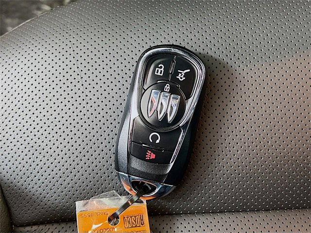 Used 2025 Buick Envista Avenir image 31