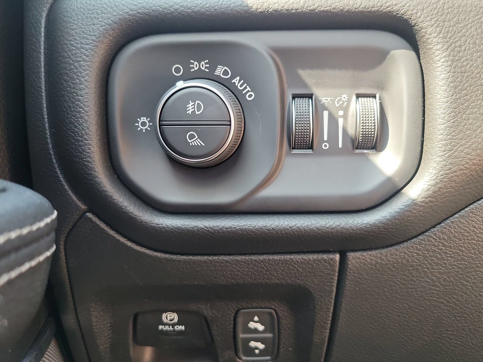 New 2026 RAM 1500 Laramie w/ Night Edition AWD/4WD image 24