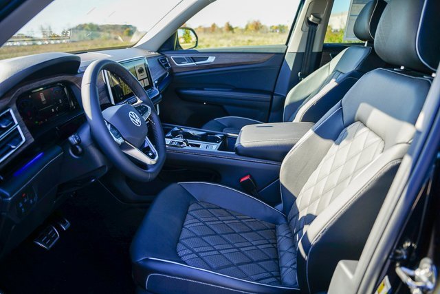 New 2026 Volkswagen Atlas SEL Premium R-Line image 7