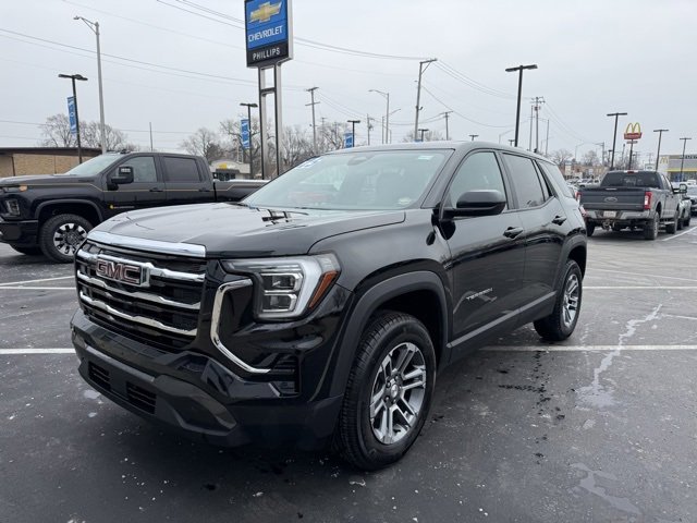 Used 2025 GMC Terrain Elevation image 1