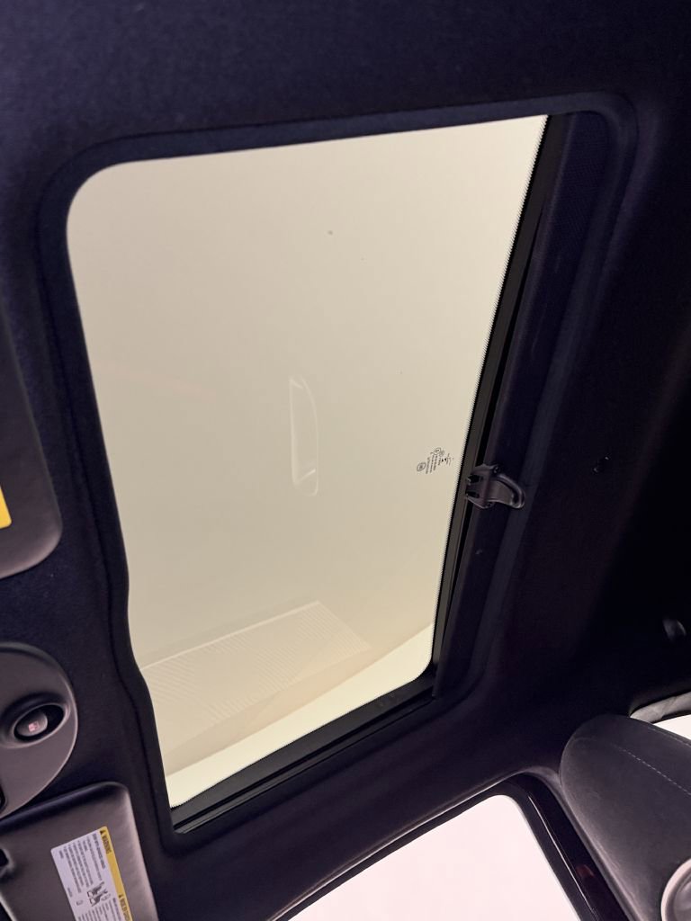 Used 2013 FIAT 500 Abarth w/ Comfort/Convenience Group image 28